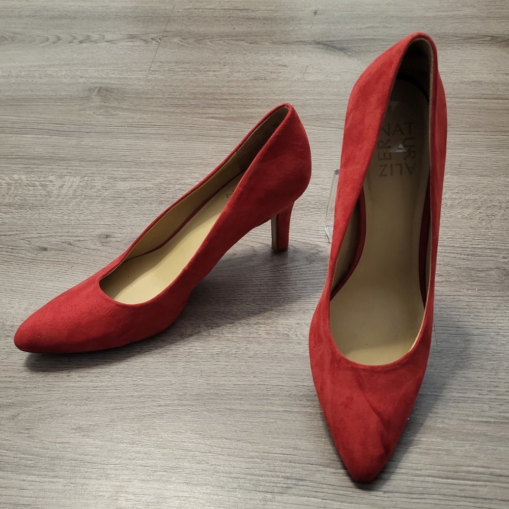 Naturalizer Evie Red Fabric Pointed Toe Stiletto Pumps Heels Womens size 8